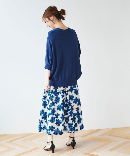 le.coeur blanc（ルクールブラン）の「ドルマンスリーブニットカーディガン（カーディガン/ボレロ・レディース・ホワイト系その他/イエロー/ネイビー/ブラック系その他・38）」の5枚目の写真