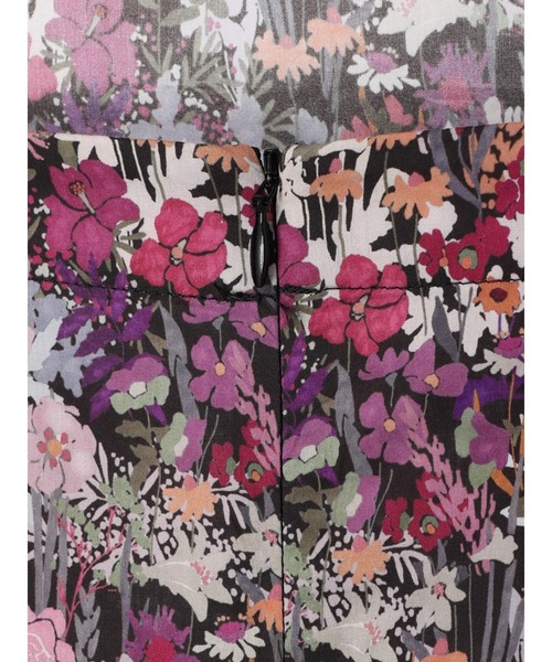 Sugar spoon（シュガースプーン）の「■SS LIBERTYptワイルドフラワー ジャンスカ（ジャンパースカート・レディース・ブラック/ネイビー・FREE）」の9枚目の写真