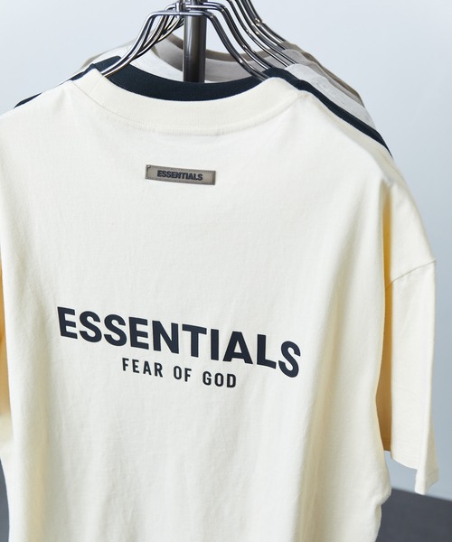 FOG ESSENTIALS（エフオージーエッセンシャルズ）の「【FOG ESSENTIALS/エフオージー エッセンシャルズ]】 BACKPR LOGO SS T/バックプリントロゴ/ユニセックス（Tシャツ/カットソー・メンズ・ブラック/ブラウン/オフホワイト/ナチュラル/キャメル・SMALL/MEDIUM/LARGE/X-LARGE）」の5枚目の写真