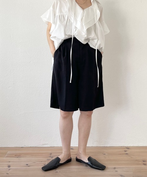 wee9s(ウィークス)の「satin like half pants / サテンライクハーフパンツ(その他パンツ・レディース・カーキ/ブラック・FREE)」の3枚目の写真