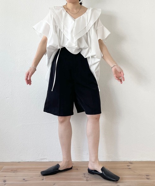 wee9s(ウィークス)の「satin like half pants / サテンライクハーフパンツ(その他パンツ・レディース・カーキ/ブラック・FREE)」の7枚目の写真