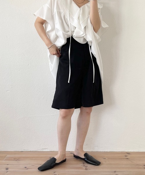 wee9s(ウィークス)の「satin like half pants / サテンライクハーフパンツ(その他パンツ・レディース・カーキ/ブラック・FREE)」の8枚目の写真
