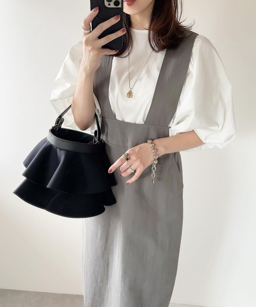 Riberry（リベリー）の「綿ツイルタイトジャンパースカート（ジャンパースカート・レディース・ベージュ/オフホワイト/スミクロ・MEDIUM）」の6枚目の写真