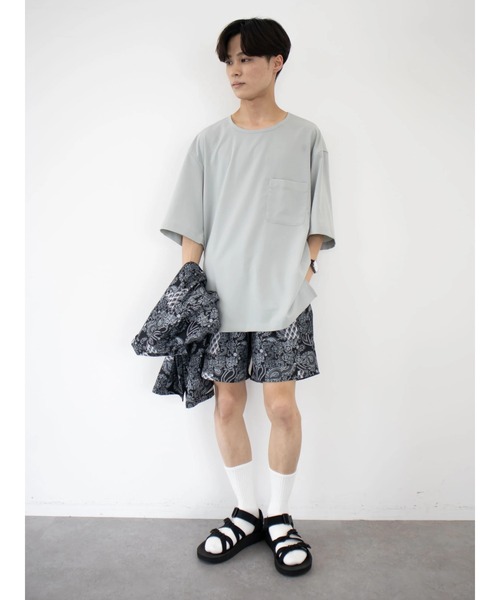 CRAFT STANDARD BOUTIQUE(クラフトスタンダードブティック)の「ポリトロプルオーバー *(Tシャツ/カットソー・メンズ・ブラック/グレー・LL/M/L)」の11枚目の写真