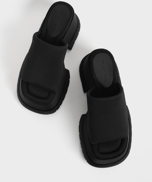 CHARLES & KEITH（チャールズ & キース）の「リサイクルポリエステル プラットフォームサンダル / Recycled Polyester Platform Sandals（サンダル・レディース・ブラック/ライラック/ブルー/イエロー・23cm/23.5cm/24.5cm/25cm/25.5cm/22.5cm）」の17枚目の写真