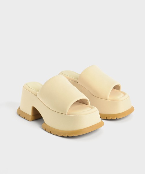 CHARLES & KEITH（チャールズ & キース）の「リサイクルポリエステル プラットフォームサンダル / Recycled Polyester Platform Sandals（サンダル・レディース・ブラック/ライラック/ブルー/イエロー・23cm/23.5cm/24.5cm/25cm/25.5cm/22.5cm）」の10枚目の写真