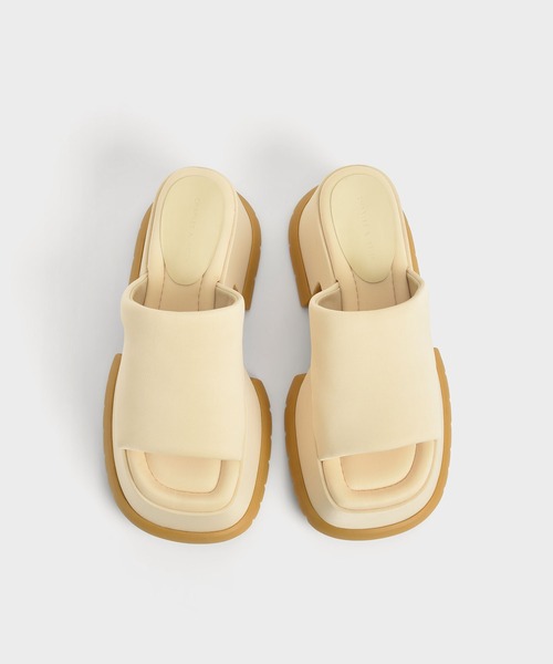 CHARLES & KEITH（チャールズ & キース）の「リサイクルポリエステル プラットフォームサンダル / Recycled Polyester Platform Sandals（サンダル・レディース・ブラック/ライラック/ブルー/イエロー・23cm/23.5cm/24.5cm/25cm/25.5cm/22.5cm）」の13枚目の写真