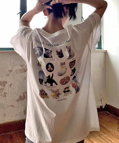オーバーサイズキャットグラフィックTEE（Tシャツ/カットソー