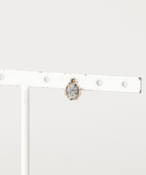 agete（アガット）の「【片耳用】K10デンドライトオパールピアス（ピアス（片耳用）・レディース・ゴールド系その他・FREE）」の5枚目の写真