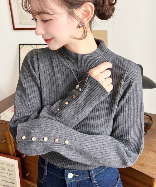 極美品＊アドーア ウール混クルーネックブラウス 38 濃紺ネイビー 袖ボタン 極美品＊アドーア ウール混クルーネックブラウス 38 濃紺ネイビー 袖