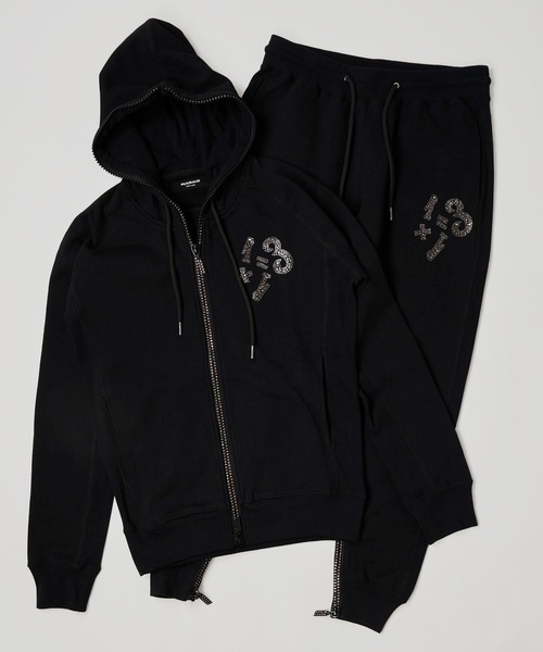 1piu1uguale3 RELAX(ウノピュウノウグァーレトレリラックス)の「【1PIU1UGUALE3 RELAX】1+1=3 RHINESTONE PANTS(スウェットパンツ・メンズ・ホワイト/ブラック/グレー・MEDIUM/LARGE/X-LARGE)」の8枚目の写真