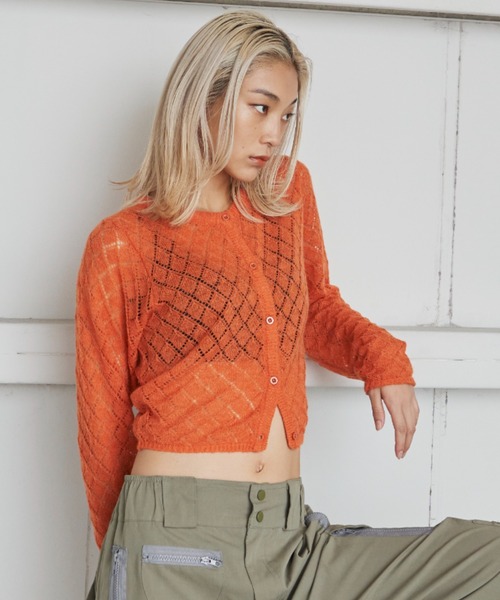 FIG&VIPER（フィグアンドバイパー）の「かぎ編みニットカーディガン（カーディガン/ボレロ・レディース・パープル/オレンジ・FREE）」の6枚目の写真