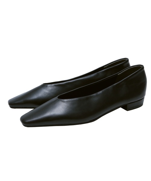 UR'S（ユアーズ）の「ナロースクエアトゥフラットパンプス（パンプス・レディース・ホワイト/ベージュ系その他/ブラック/シルバー/ゴールド/モカ・M/LL/L/S）」の8枚目の写真