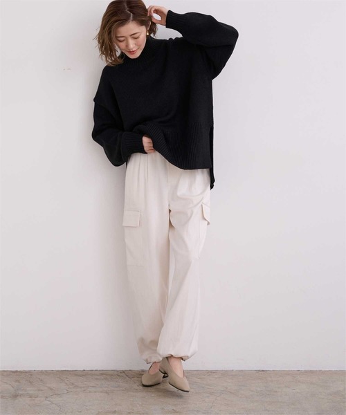 UR'S（ユアーズ）の「ナロースクエアトゥフラットパンプス（パンプス・レディース・ホワイト/ベージュ系その他/ブラック/シルバー/ゴールド/モカ・M/LL/L/S）」の21枚目の写真