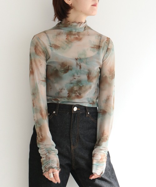 notch.（ノッチ）の「水彩アートパワーメッシュトップス（Tシャツ/カットソー・レディース・オフホワイト/ベージュ・M）」の2枚目の写真