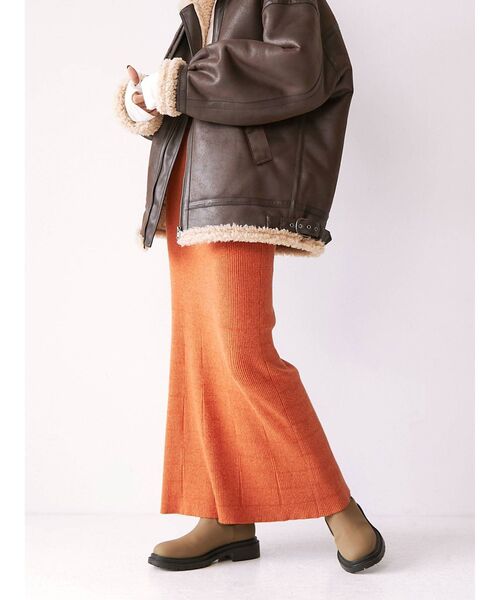 Ungrid(アングリッド)の「リブ編みマーメイドスカート(スカート・レディース・チャコールグレー/オレンジ/カーキ・FREE)」の5枚目の写真