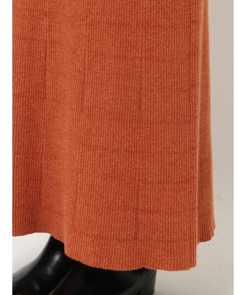 Ungrid(アングリッド)の「リブ編みマーメイドスカート(スカート・レディース・チャコールグレー/オレンジ/カーキ・FREE)」の7枚目の写真