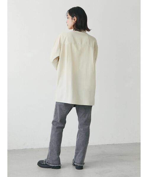 Green　Parks（グリーンパークス）の「比翼バンドカラーシャツ*（シャツ/ブラウス・レディース・ダークグレー/マスタード/ライトベージュ・FREE）」の4枚目の写真