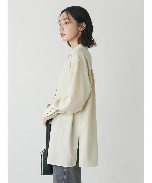 Green　Parks（グリーンパークス）の「比翼バンドカラーシャツ*（シャツ/ブラウス・レディース・ダークグレー/マスタード/ライトベージュ・FREE）」の9枚目の写真