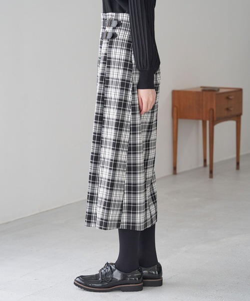 ROPE' PICNIC（ロペピクニック）の「【WEB限定カラー:グリーン】着丈が選べる/チェックキルトスカート/リンクコーデ（スカート・レディース・ホワイト系その他/ベージュ系その他/グリーン系その他/ブルー系その他・38/40）」の22枚目の写真