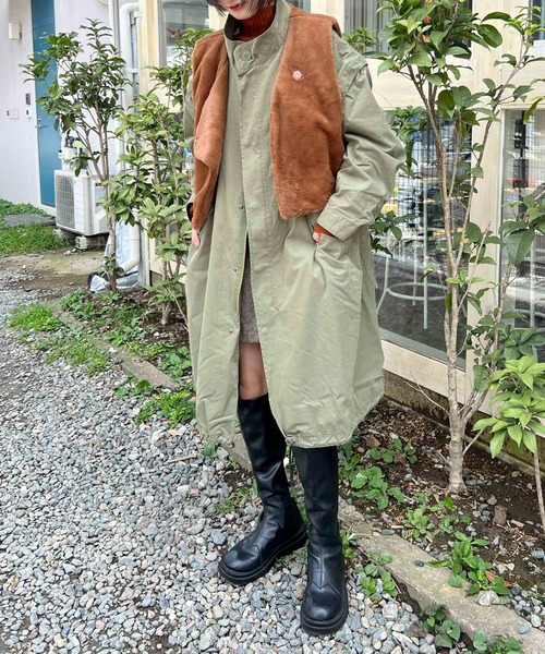 byYOUANCE(バイユアンス)の「フェイクファーベスト(ベスト・レディース・ネイビー/ブラウン・FREE)」の11枚目の写真