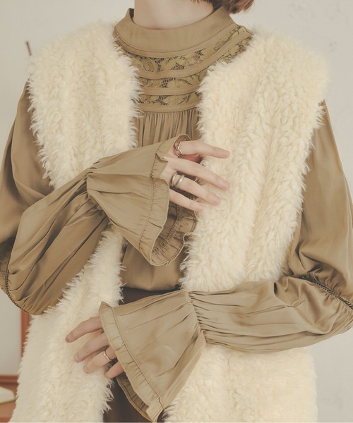 Ambre Neige(アンブルネージュ)の「ハシゴレースブラウス/【WEB/EC限定商品】(シャツ/ブラウス・レディース・ベージュ/オフホワイト/ライトブラウン・FREE)」の19枚目の写真