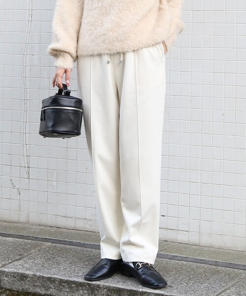 coen(コーエン)の「モイスチャータッチテーパードパンツ#(その他パンツ・レディース・ライトグレー/ダークグレー/オフホワイト/ブラウン/ライトブルー・S/M/L)」の10枚目の写真