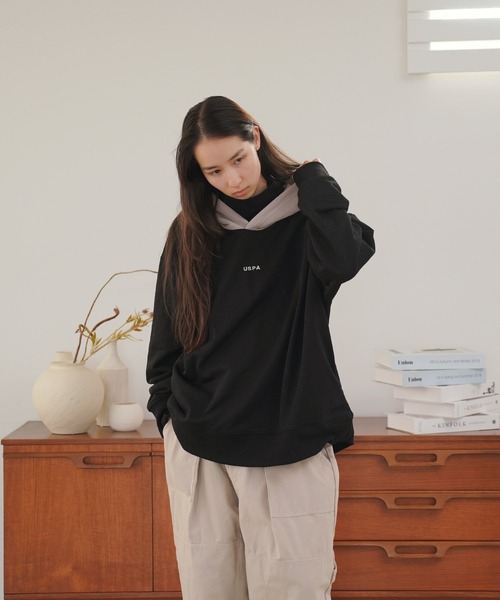 U.S. POLO ASSN.(ユーエスポロアッスン)の「U.S. POLO ASSN. / ユーエスポロアッスン 別注 コラボ オーバーサイズ 裏毛 配色 スウェット パーカー(パーカー・メンズ・ブラック/ブラック系その他/ベージュ/ベージュ系その他・MEDIUM/LARGE)」の12枚目の写真