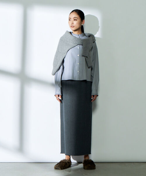 NOLLEY’S（ノーリーズ）の「フラノフリンジロングタイトスカート（スカート・レディース・グレー系その他3/ベージュ系その他3・38/36）」の4枚目の写真