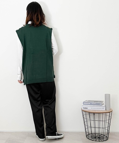 Ritzy(リッツィー)の「3Dニットベスト レディース メンズ(ベスト・メンズ・グリーン/ブラウン/チャコール・LARGE/X-LARGE/MEDIUM)」の14枚目の写真