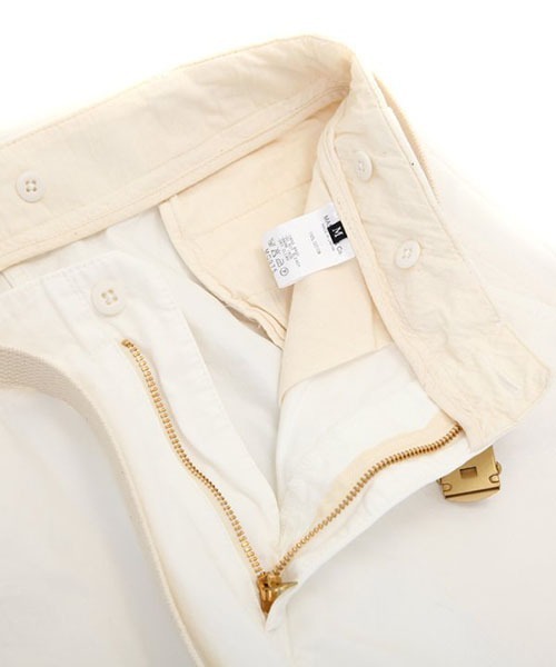 MASTER&Co（マスターアンドコー）の「MASTER&CO / マスター&コー：Short Chino Pant with Belt：MC075[STD]（その他パンツ・メンズ・ホワイト・M）」の7枚目の写真