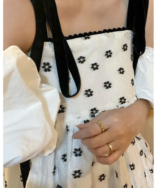 epine（エピヌ）の「volume balloon arm（アームカバー・レディース・ブラック/ホワイト・FREE）」の8枚目の写真