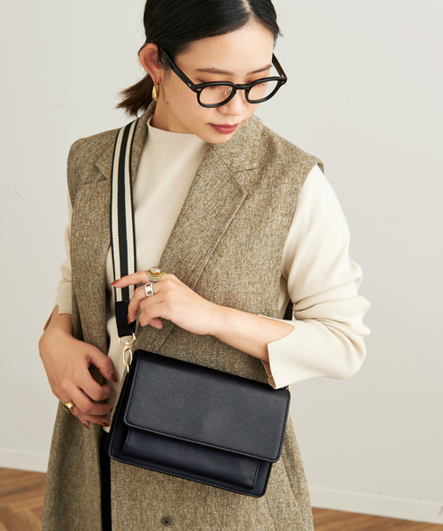 B.C STOCK（ベーセーストック）の「≪追加2≫ラインテープショルダー（ショルダーバッグ・レディース・キャメル/アイボリー/ブラック・FREE）」の6枚目の写真