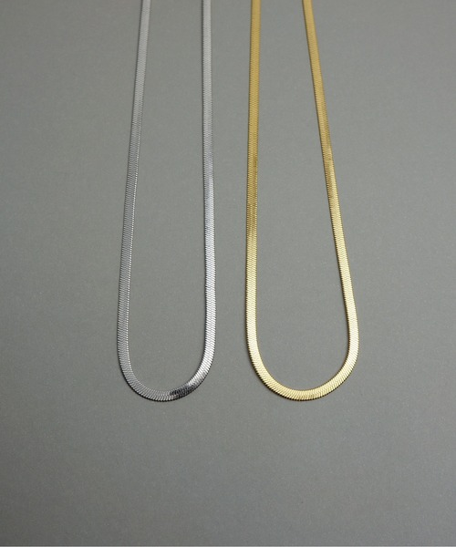 ieLS(イエルズ)の「金属アレルギー対応「ieLS」ステンレス フラットスネークチェーン3mm(ネックレス・レディース・シルバー/ゴールド・38cm/45cm/42cm/50cm)」の1枚目の写真