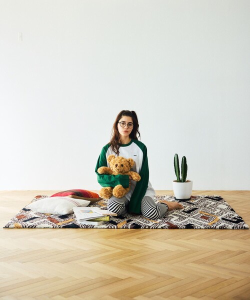 TOWNCRAFT（タウンクラフト）の「TOWN CRAFT/タウンクラフト 別注 ワンポイントロゴ ラグラン切り替えロングスリーブTシャツ/ロンT/9分袖（Tシャツ/カットソー・メンズ・ブラック/イエロー/オリーブ/ネイビー・LARGE/MEDIUM）」の8枚目の写真