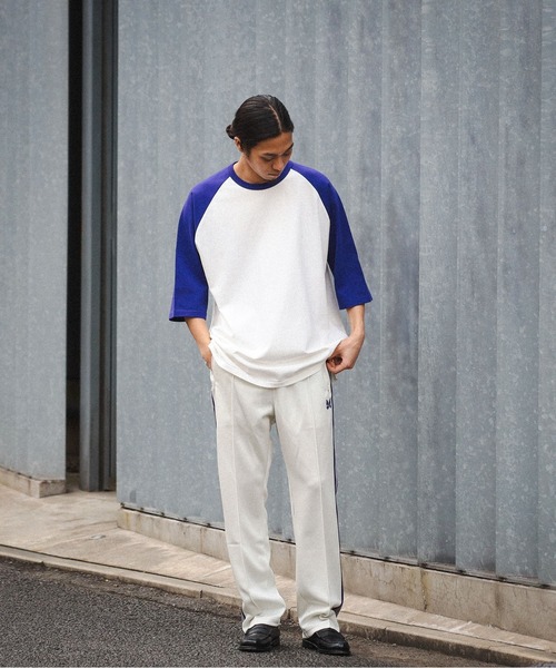 BEAMS(ビームス)の「BEAMS / ルーズフィット ベースボール Tシャツ(Tシャツ/カットソー・メンズ・レッド/ブラック/パープル・S/M/L/XL)」の17枚目の写真