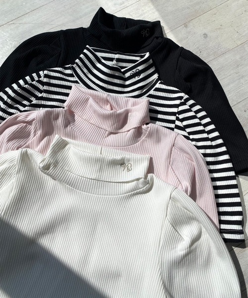 one after another NICE CLAUP（ワンアフターアナザーナイスクラップ）の「ハイネックNC刺繍テレコトップス（Tシャツ/カットソー・レディース・ピンク/ホワイト系その他/ブラック/オフホワイト・FREE）」の20枚目の写真