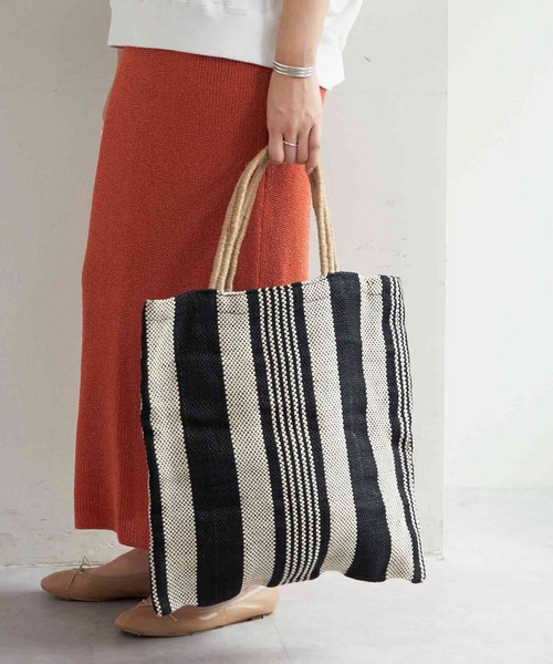 SHENERY（シーナリー）の「(MAISON BENGAL/メイゾンベンガル)トートバッグ（トートバッグ・レディース・ブルー/ピンク/ブラック・FREE）」の2枚目の写真