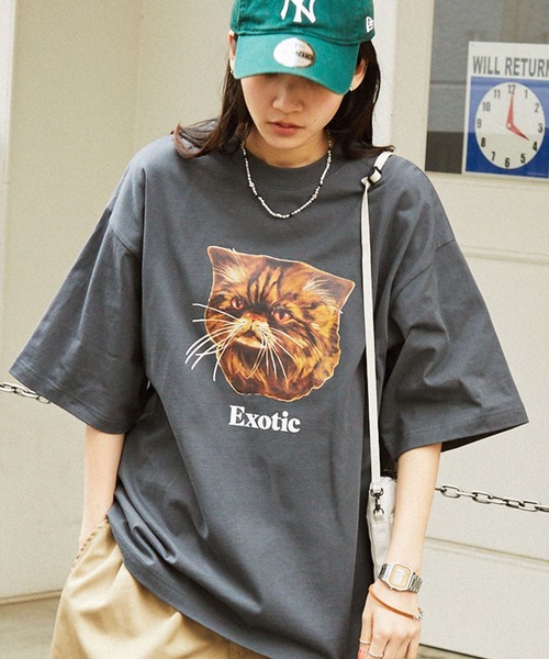 MONO-MART(モノマート)の「キャット レトロプリント ビッグシルエット半袖Tシャツ(Tシャツ/カットソー・レディース・ホワイト系1/ネイビー系1/ベージュ系1/グレー系1/ホワイト系2/グレー系2・L/M)」の3枚目の写真