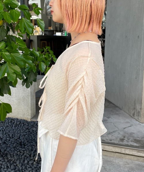 CIAOPANIC(チャオパニック)の「ジャガードシアー2wayリボンカーディガン(カーディガン/ボレロ・レディース・ブラック/イエロー/ブルー/オフホワイト・FREE)」の13枚目の写真