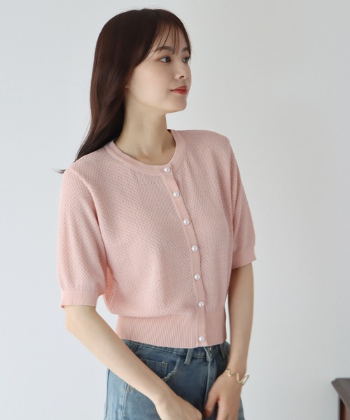 BLUEEAST（ブルーイースト）の「ぽこぽこ編みパールボタンカーディガン（カーディガン/ボレロ・レディース・ピンク/ブラウン/ブラック/アイボリー・MEDIUM）」の5枚目の写真