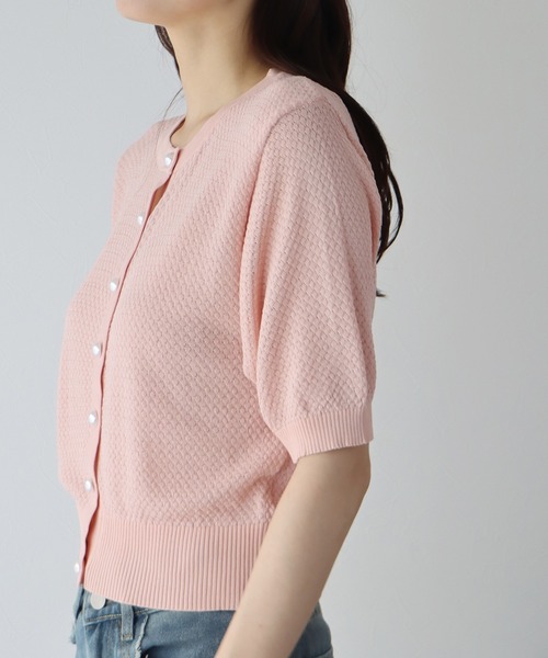 BLUEEAST（ブルーイースト）の「ぽこぽこ編みパールボタンカーディガン（カーディガン/ボレロ・レディース・ピンク/ブラウン/ブラック/アイボリー・MEDIUM）」の16枚目の写真
