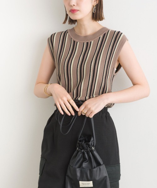 terrace(テラス)の「ランダムストライプニットノースリーブ(タンクトップ・レディース・ブラック/モカ/ベージュ・MEDIUM)」の20枚目の写真
