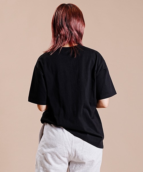 ALOHA SUNDAY（アロハサンデー）の「【ムラサキスポーツ別注】ALOHA SUNDAY/アロハサンデー デザインTシャツ AS-MS-007（Tシャツ/カットソー・レディース・ブラック/ホワイト・M/L）」の4枚目の写真