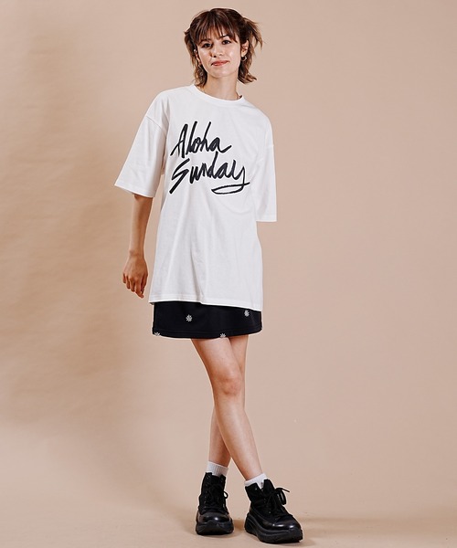 ALOHA SUNDAY（アロハサンデー）の「【ムラサキスポーツ別注】ALOHA SUNDAY/アロハサンデー デザインTシャツ AS-MS-007（Tシャツ/カットソー・レディース・ブラック/ホワイト・M/L）」の5枚目の写真