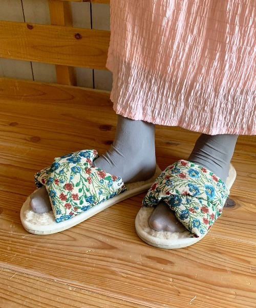 Casselini（キャセリーニ）の「Casselini HOME(キャセリーニ ホーム)ジャガードルームシューズ（ルームシューズ/スリッパ・レディース・グリーン/アイボリー/ブラック・FREE）」の11枚目の写真