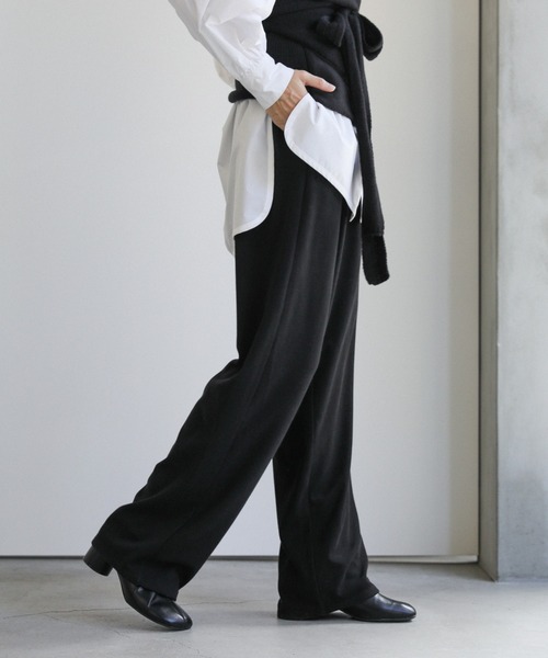 select MOCA（セレクトモカ）の「ウエストギャザーリラックスリブパンツ（その他パンツ・レディース・ブラック/スミクロ・FREE）」の6枚目の写真