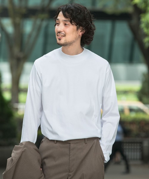 URBAN RESEARCH DOORS(アーバンリサーチドアーズ)の「『抗菌/防臭』LIFE STYLE TAILOR シルケットポンチストレッチモック長袖Tシャツ(Tシャツ/カットソー・メンズ・ホワイト・MEDIUM/LARGE)」の6枚目の写真