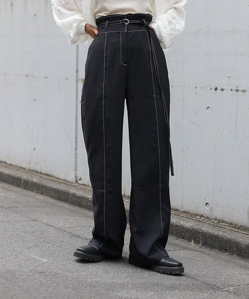 COLONY 2139(コロニートゥーワンスリーナイン)の「配色ハイウエストベルト付きパンツ(スラックス・レディース・グレー/ブラック・SMALL/MEDIUM)」の2枚目の写真