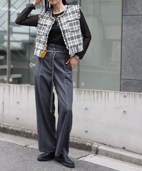 COLONY 2139(コロニートゥーワンスリーナイン)の「配色ハイウエストベルト付きパンツ(スラックス・レディース・グレー/ブラック・SMALL/MEDIUM)」の3枚目の写真